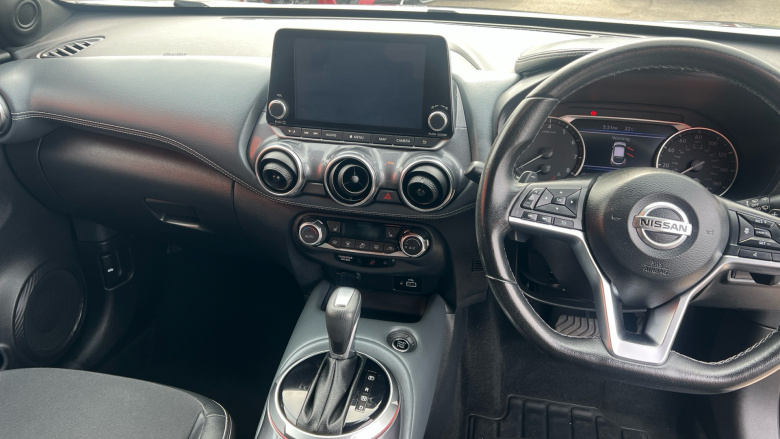 Nissan Juke 1.0 DiG-T Tekna 5dr DCT Petrol Hatchback